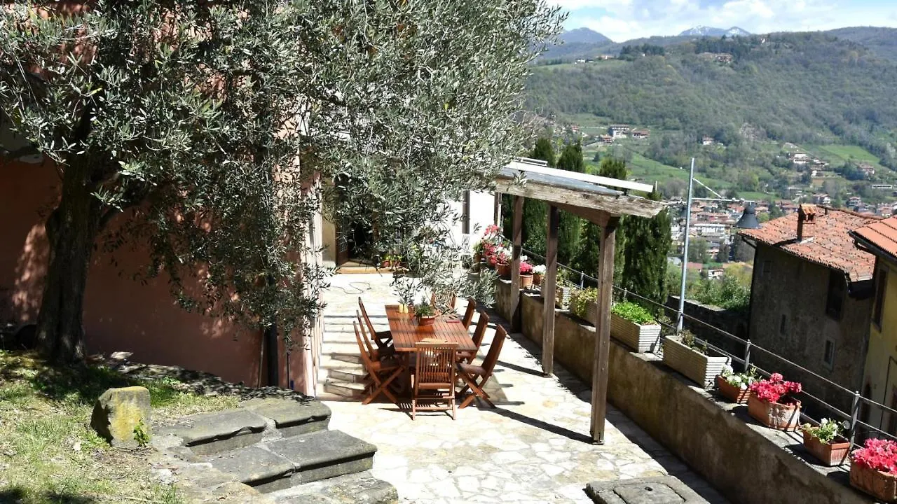 Ferienwohnung Il Giardino Di Berbech Citta Alta - Castagno Bergamo
