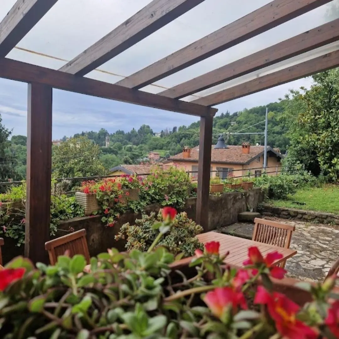 Apartment Ferienwohnung Il Giardino Di Berbech Citta Alta - Castagno Bergamo
